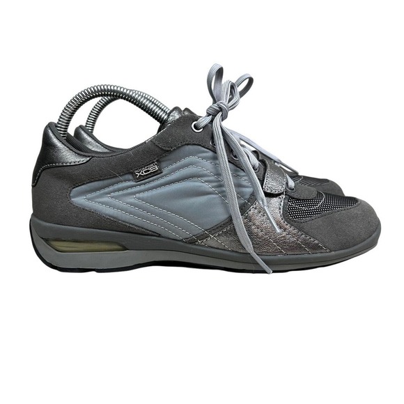 Rockport XCS Sneaker Suede Mesh Lace Up Low Top Rubber Soles Gray Women Size 7.5 - Picture 1 of 9
